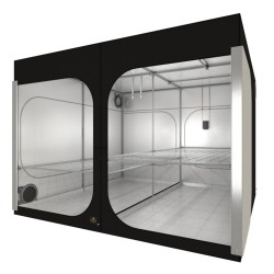 Secret Jardin Dark Room 300x300x217cm R4.00